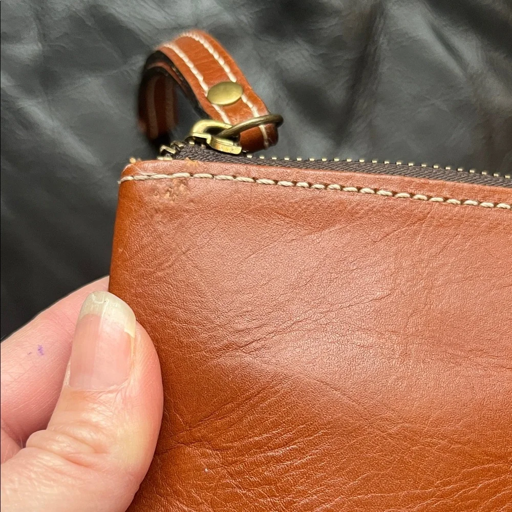 Patricia Nash brown Leather Wristlet - Picture 12 of 14